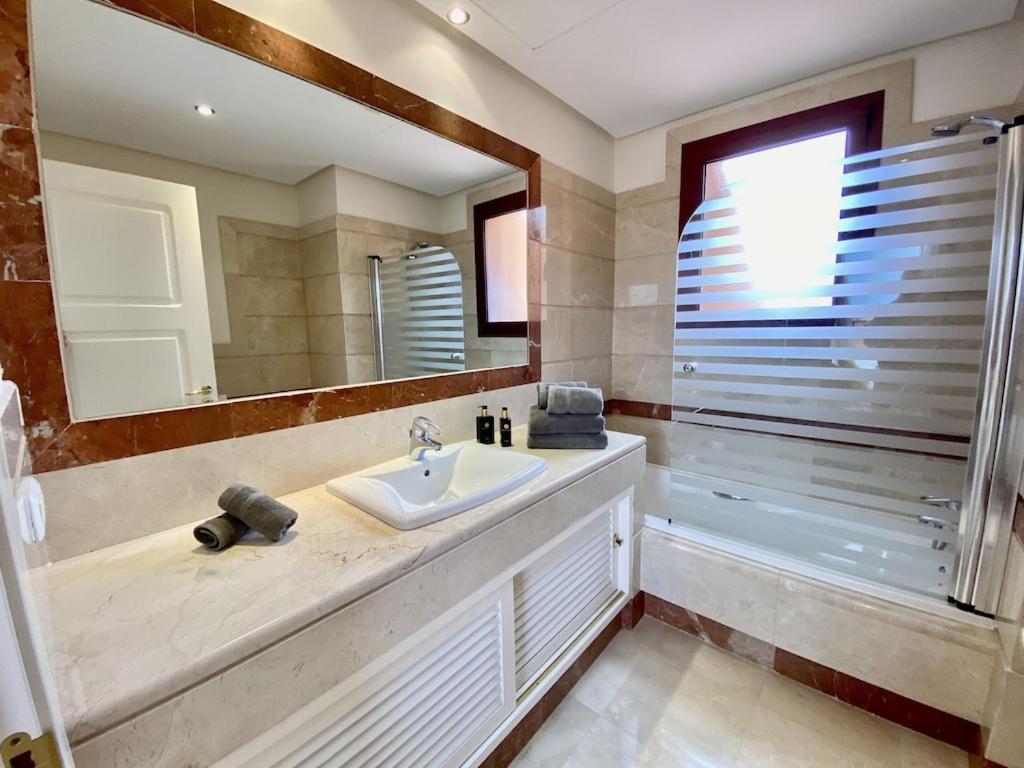 Lägenhet Beautiful 5 * Penthouse Very Near The Marbella